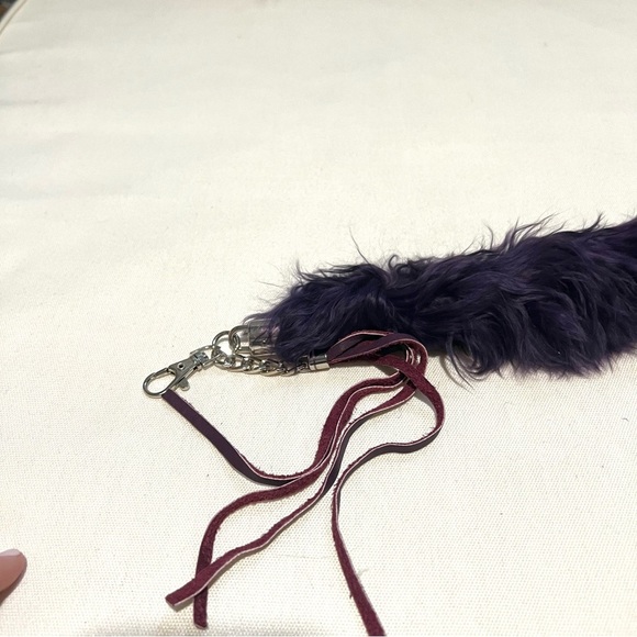 NWT NEW Purple Feathery Leather Key Chain - Picture 2 of 4